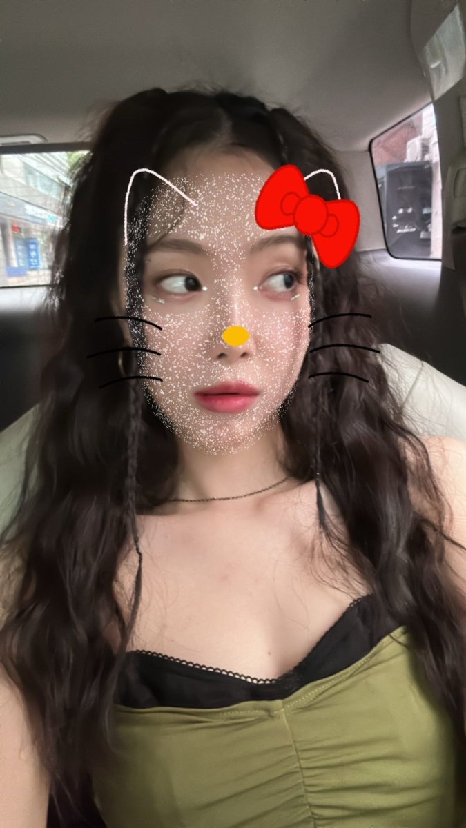 fairyyeji_'s tweet photo. [230618] #SonNaeun IG story 

#BrunoMarsInKorea #BrunoMars https://t.co/y3VHzuLHJW