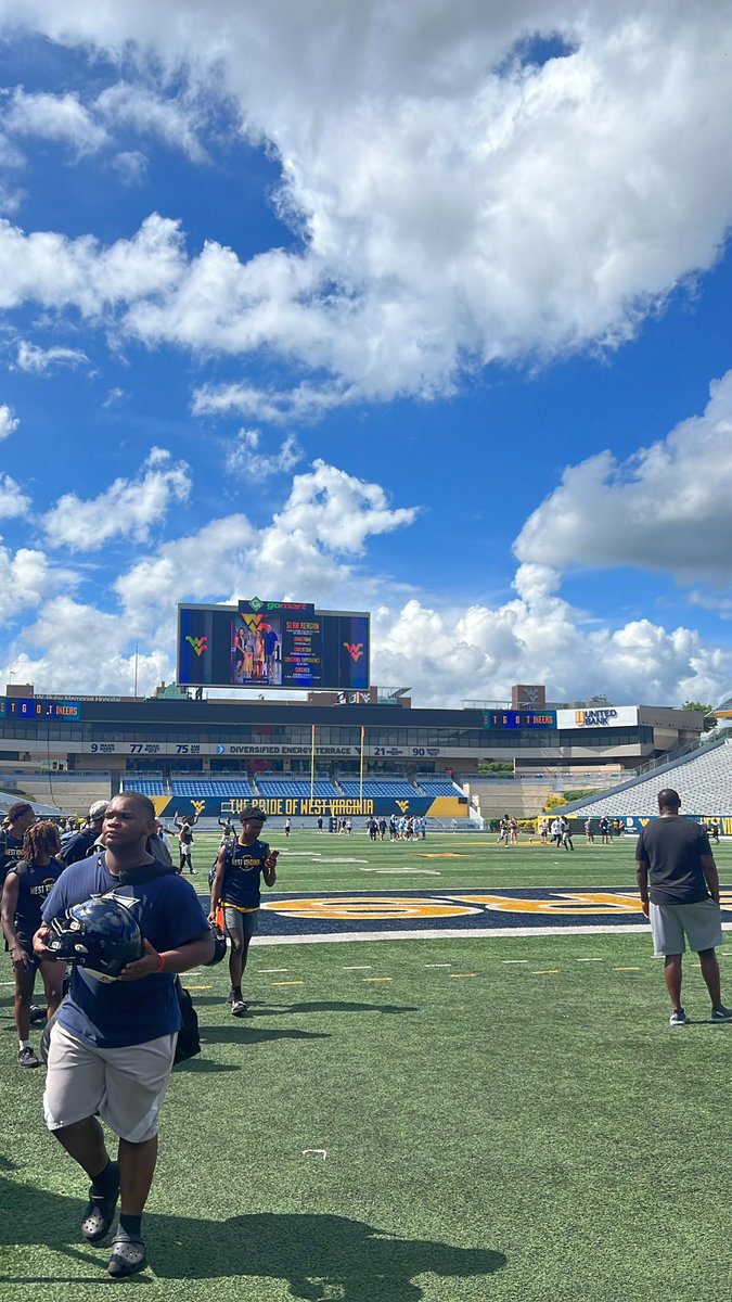 ๐
๐ค๐ฃ๐๐ก๐ก๐ ๐๐๐ง๐ง๐๐ฉ๐ฉ โ (@sgjonnn) on Twitter photo Great day at west v camp 7on7 <a href="/WVUfootball/">West Virginia Football</a> <a href="/WestVirginiaU/">WVU Mountaineers ยท Let's Go!</a> ๐๐ Great day at west v camp 7on7 <a href="/WVUfootball/">West Virginia Football</a> <a href="/WestVirginiaU/">WVU Mountaineers ยท Let's Go!</a> ๐๐