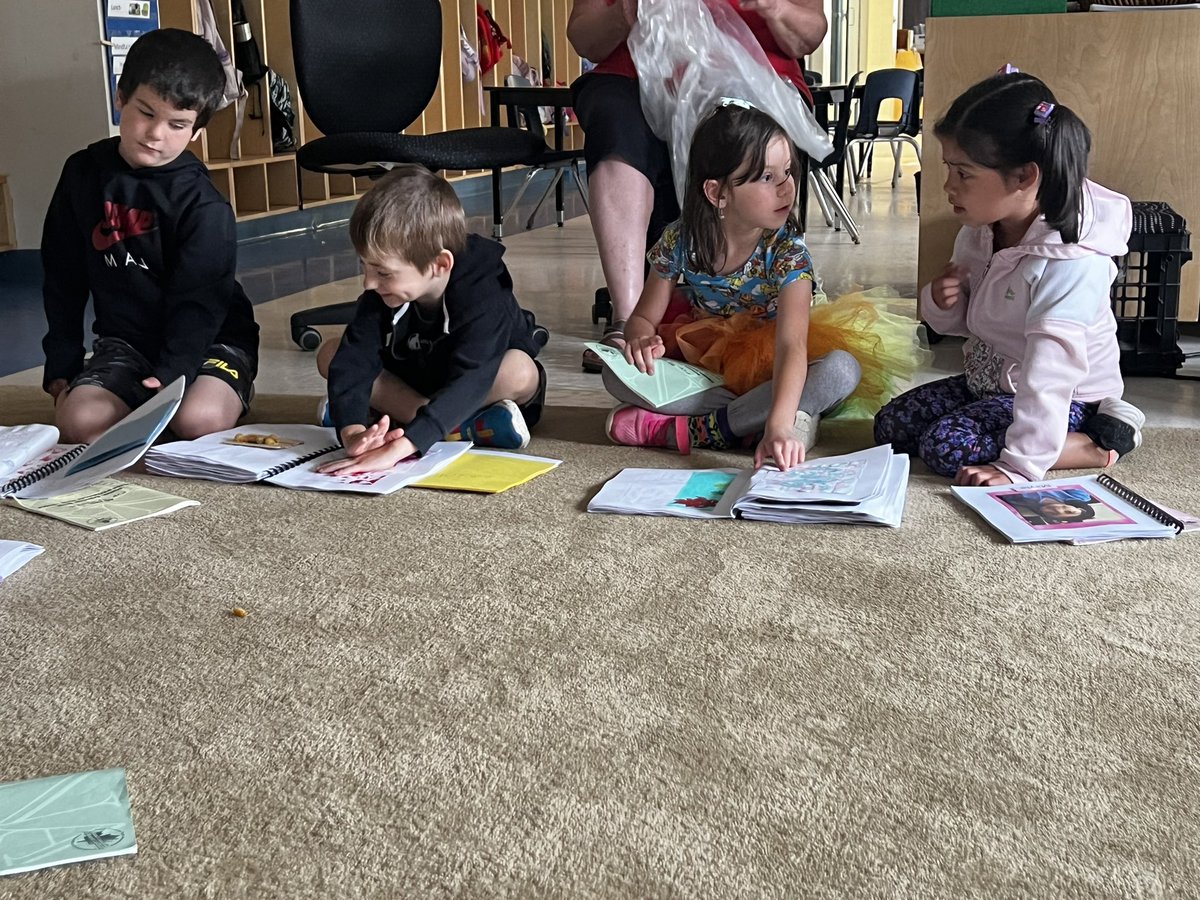 MsDavidovic123's tweet photo. Our learner profile attribute for this month was reflective. We took some time today to look back on our learning through our portfolios. These little griffins have grown so much, I’m so proud to be their teacher. 🤍🤍🤍 https://t.co/6obW0s16Bp