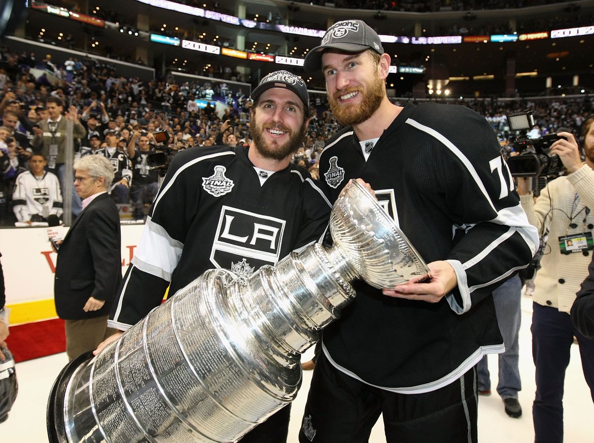 Imagine trading away these 2 …. 

June 23rd, 2011 the #Flyers move on from @MRichie_10 and @JeffCarter_77 and the pair would eventually reunite in LA and the rest is history 🏆🏆

#FueledByPhilly | #GoKingsGo