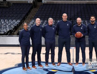 CREAMYCOLE's tweet photo. ▫️The reincarnation of Tony Allen
▫️The best shooter in the league (minus Steph)
▫️The best defender in the league
▫️The face of the league 
▫️A top 5 development system

ALL ON ONE TEAM?? https://t.co/M6Pm4XLMou