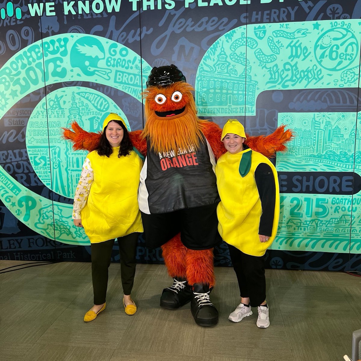 AlexsLemonade's tweet photo. Thanks again for everyone who joined us in the #CBSStandForHope Telethon! 
View more photos here: https://t.co/VQ2UeFBaGA https://t.co/ryTapLkm1G