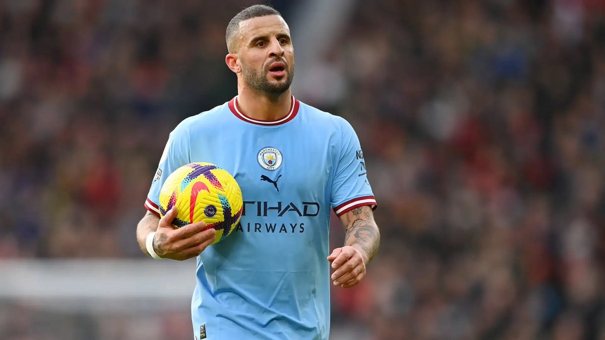 - Kyle Walker talks are progressing and player wants to join Bayern⏳

- kalvin Phillips is on Bayern's shortlist for #6 position 📝

- Harry Kane-Bayern have been speaking to his family and he is interested👀

A English trio joining Bayern this summer? 👀

Time will tell us soon