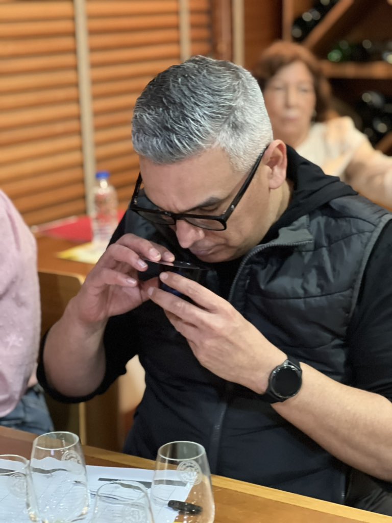 Dinámica #1 - Vamos a reconocer aromas y olores 👃