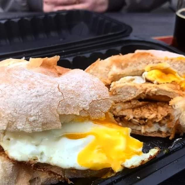beersforgood's tweet photo. What are you going to eat tomorow at the Fest? 
The Grateful Dog  - Is a hot dog truck with a range of specialty toppings;
Figsfood  - Portuguese/Azorean food truck; &amp;
Bay State Chews - c/o of our friends and attendee Bay State Brewing Co. ft. classic pub items https://t.co/DOhZZ3ufqn