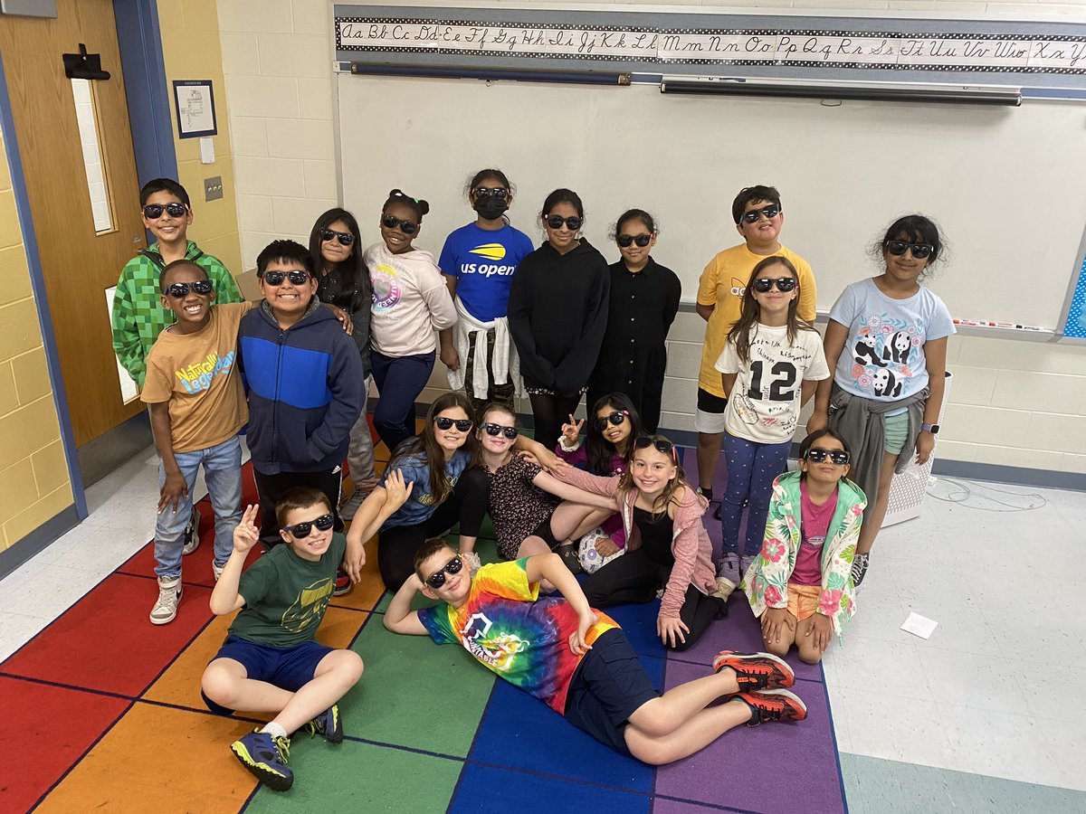 Rachel Stollar tweet media