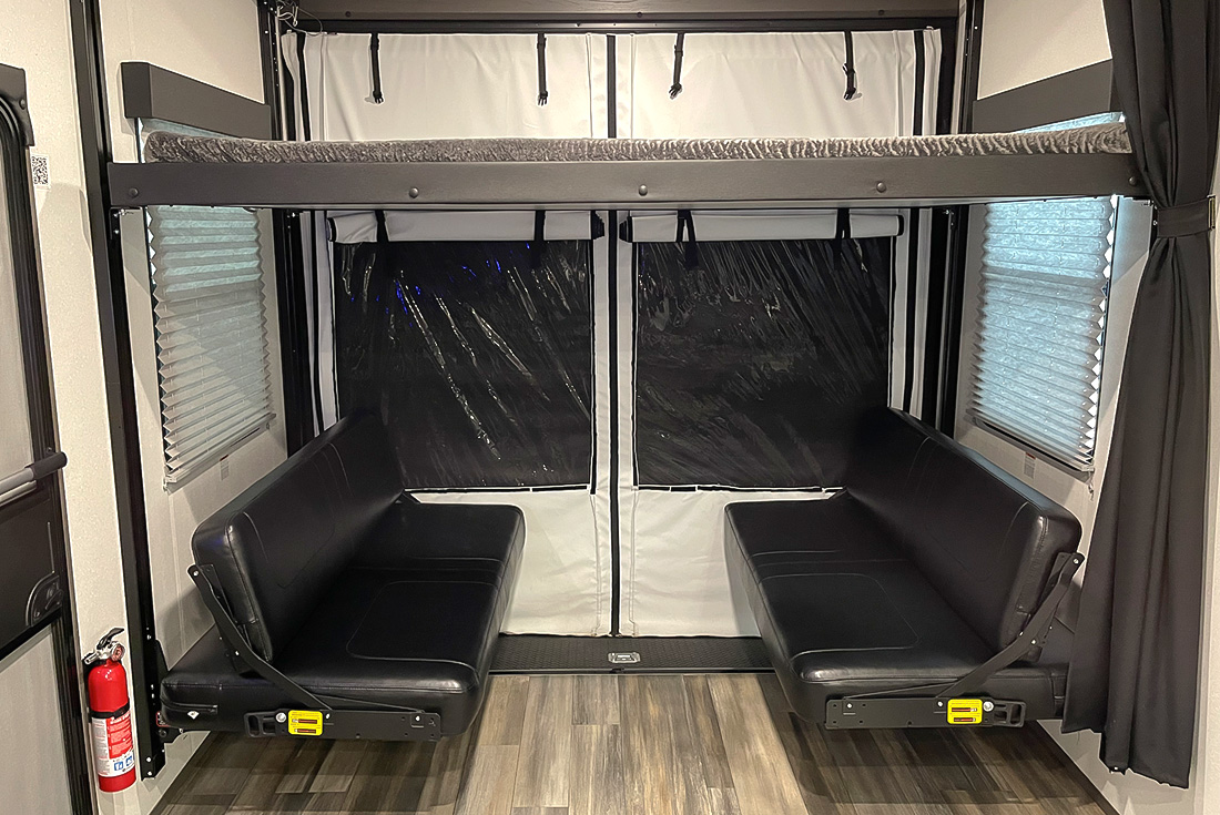 SylvanLakeRV's tweet image. 🚨NEW INVENTORY ALERT🚨
Introducing the 2021 Heartland Fuel F-305 – the ultimate travel trailer toy hauler that will fuel your adventures with non-stop excitement!

sylvanlakerv.com/listings/2021-…

#PreOwnedRV #RVforsale #reddeeralberta #traveltrailer #toyhauler