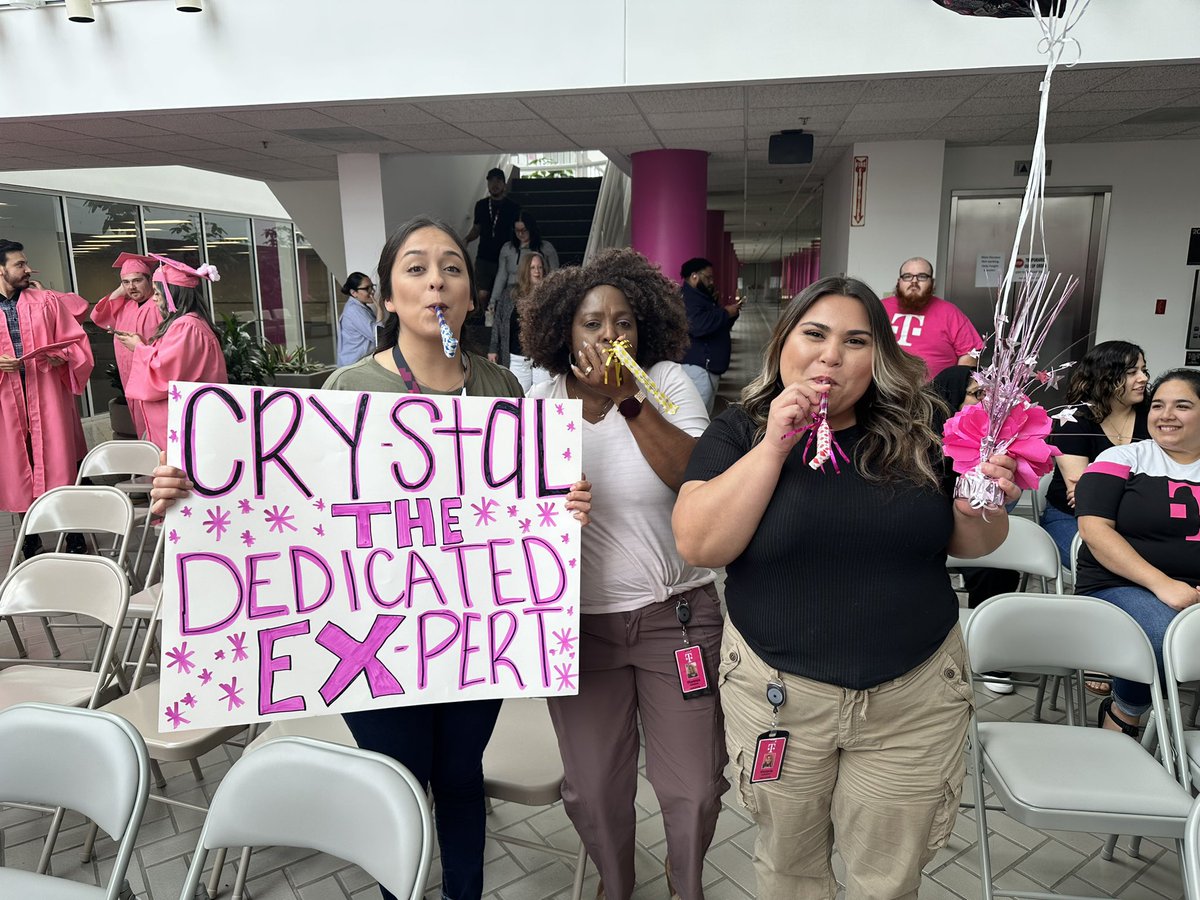 Crystal Flores tweet media
