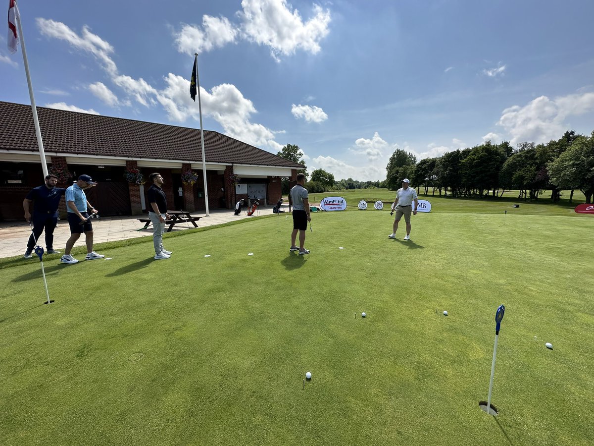 markbentleygolf's tweet image. Perfect day @MGC1908 for learning how to use AimPoint Express to #makeeverything 
Thanks to @gcatgolf for the warm welcome and friendly hospitality #aimpointgolf