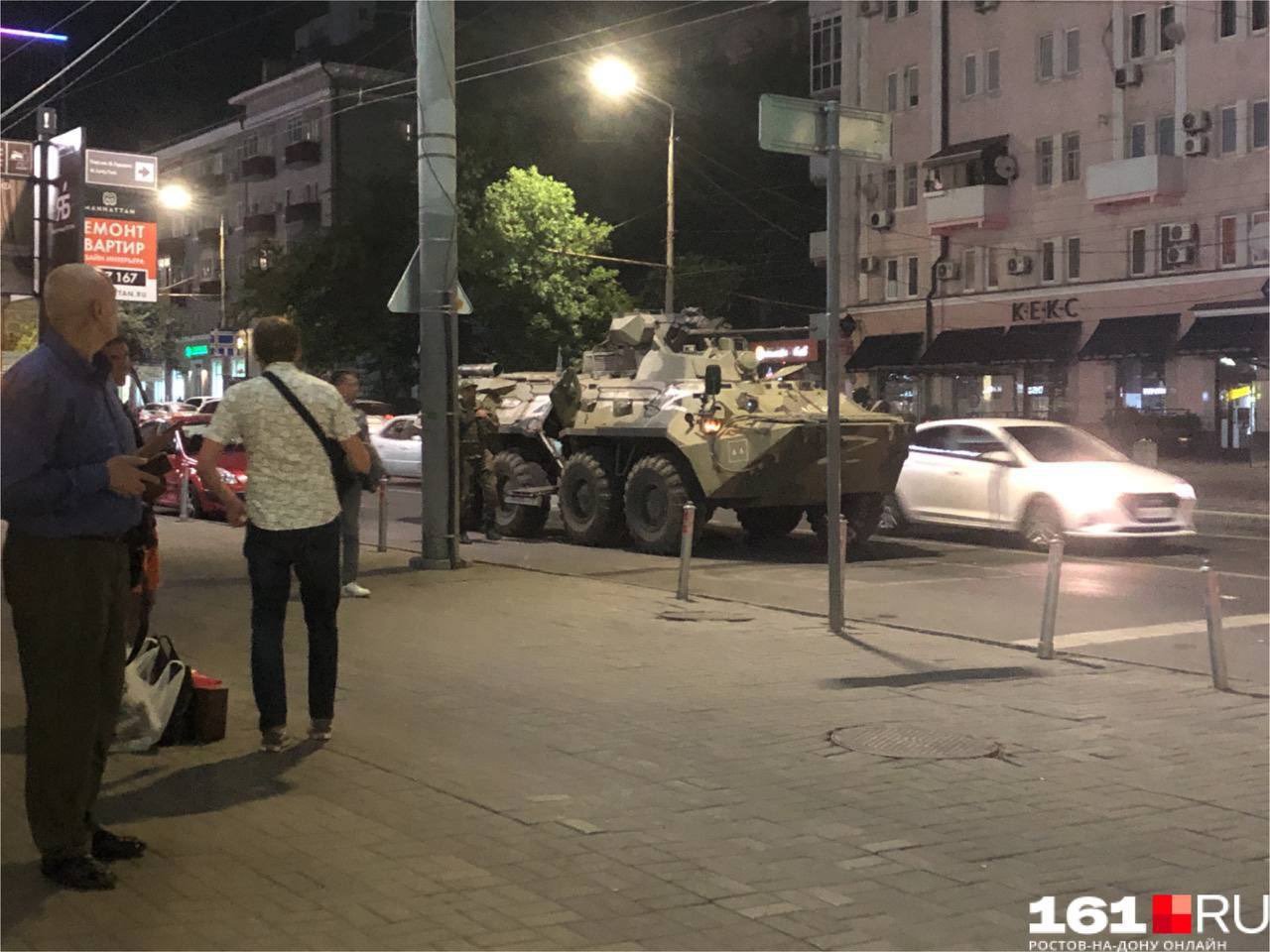 Solcu Gazete on Twitter: "#SONDAKİKA Rusya’da zırhlı araçlar sokaklara ...