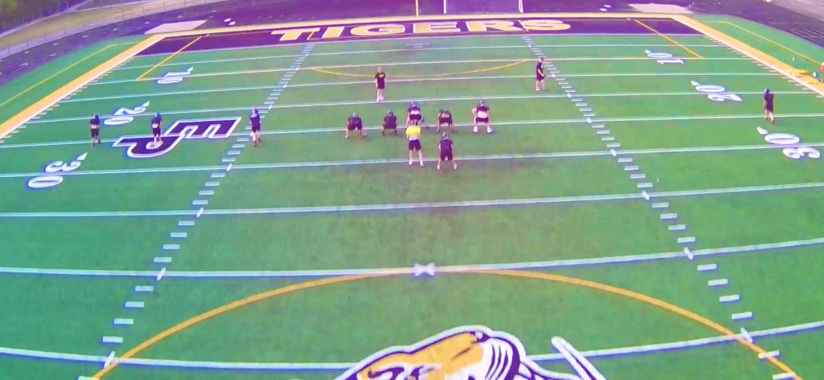 Practice number SIX started a little DIFFERENT but ended exactly how we expected 💯 #TheHuntBegins