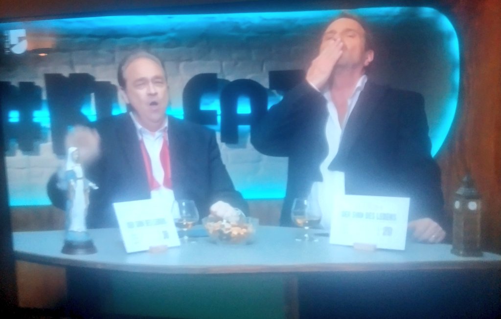 moxi06's tweet image. #KulFaz #DerSinndesLebens #MonthyPython Dankeschön!