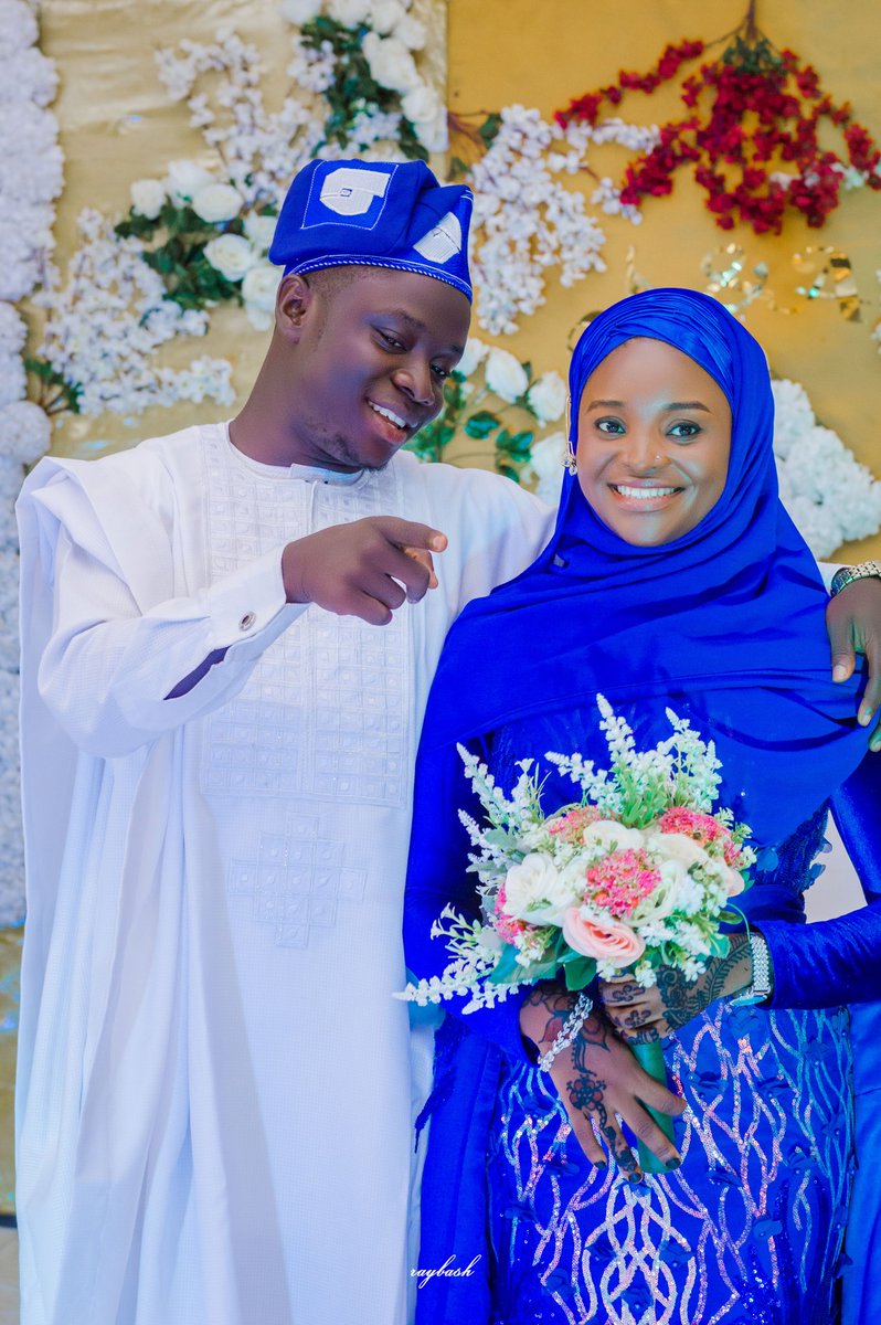 📸 May the Almighty grant us a healthy life, happy heart, beautiful marriage, peaceful home and bless our family.