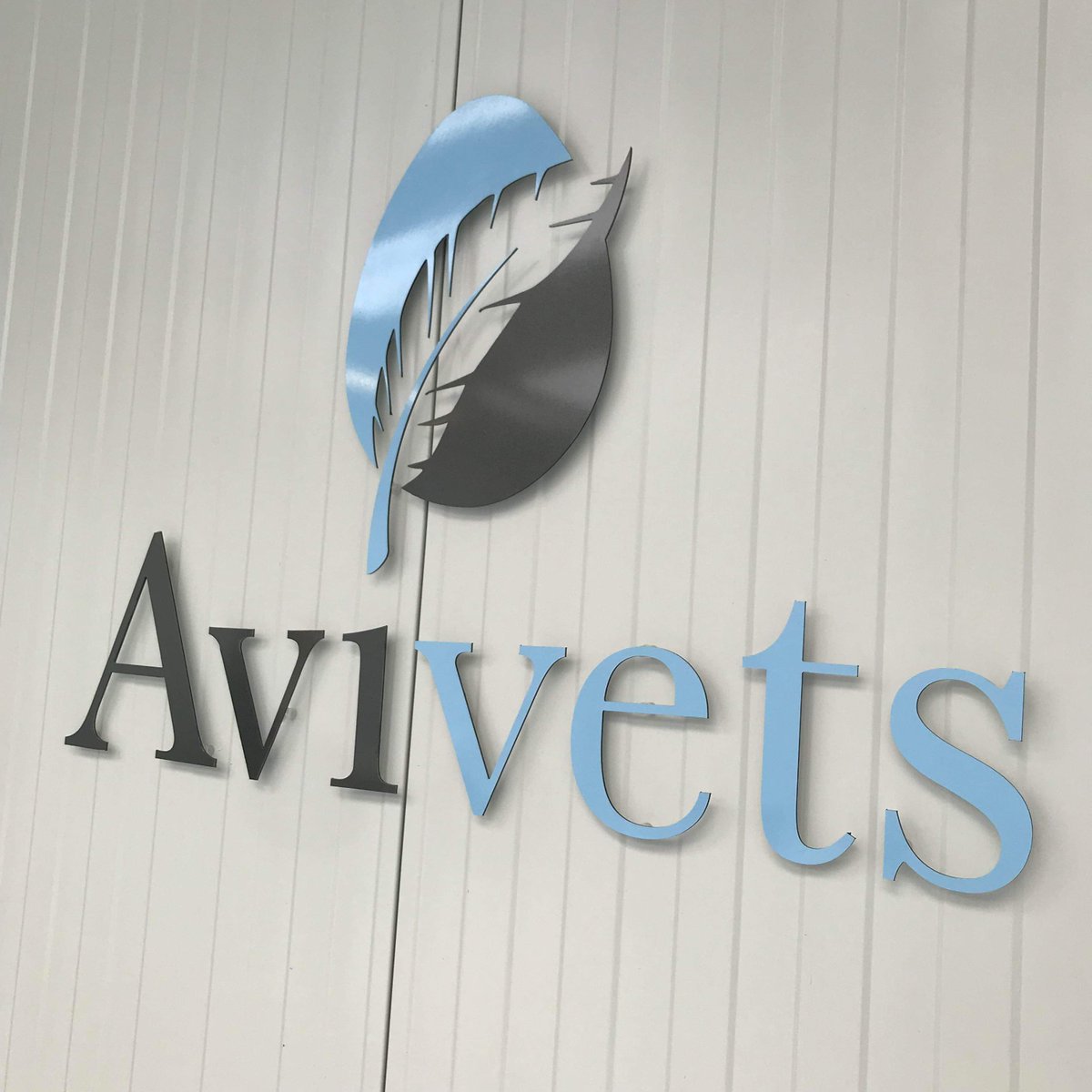 Cyclone_Signs's tweet image. Here is the recent indoor signage we manufactured and fitted for @avivets!

Simple stand off letters are a cost effective way of bringing your sign to life with a 3D appearance, This lettering can be cut from a variety of media like acm, foamex or acrylics!