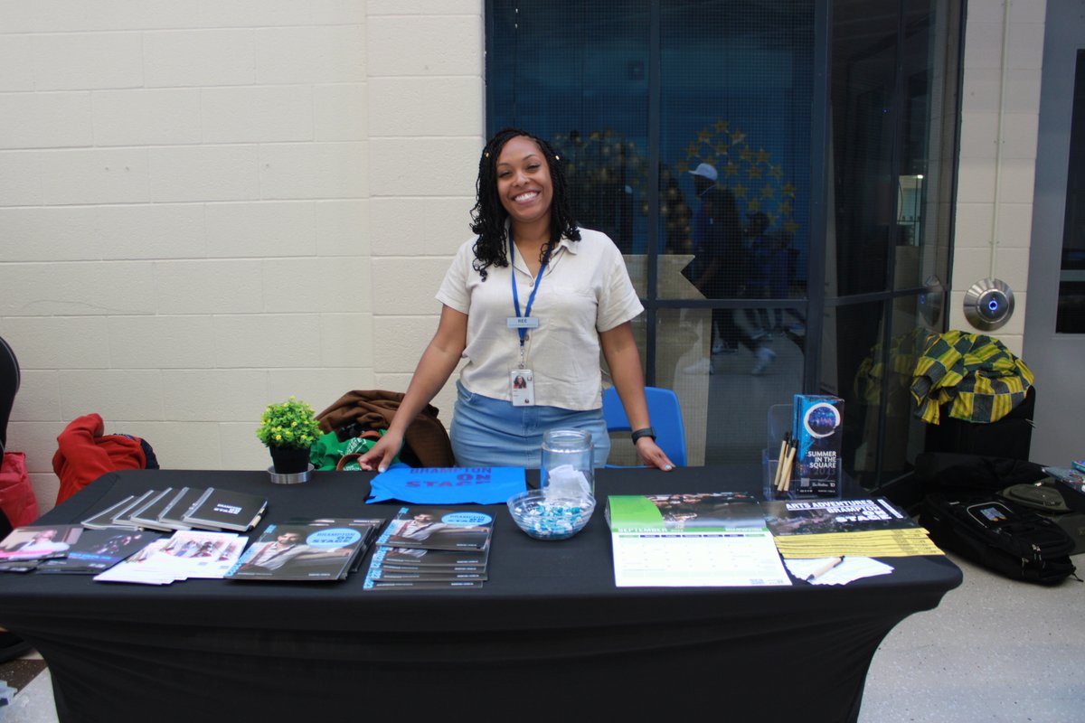 SankofaNubian's tweet photo. #FlashbackFriday to give a shoutout to some of the supporters in the #SNAFF Sankofa Nubian Alliance Film Festival's #Blackvendorsmarket @Souperlicious @AmazingZoeBooks @bramptononstage @Knowledgebooks . Go support them and the many other vendors that were there that night! https://t.co/CmfmcZd8qb