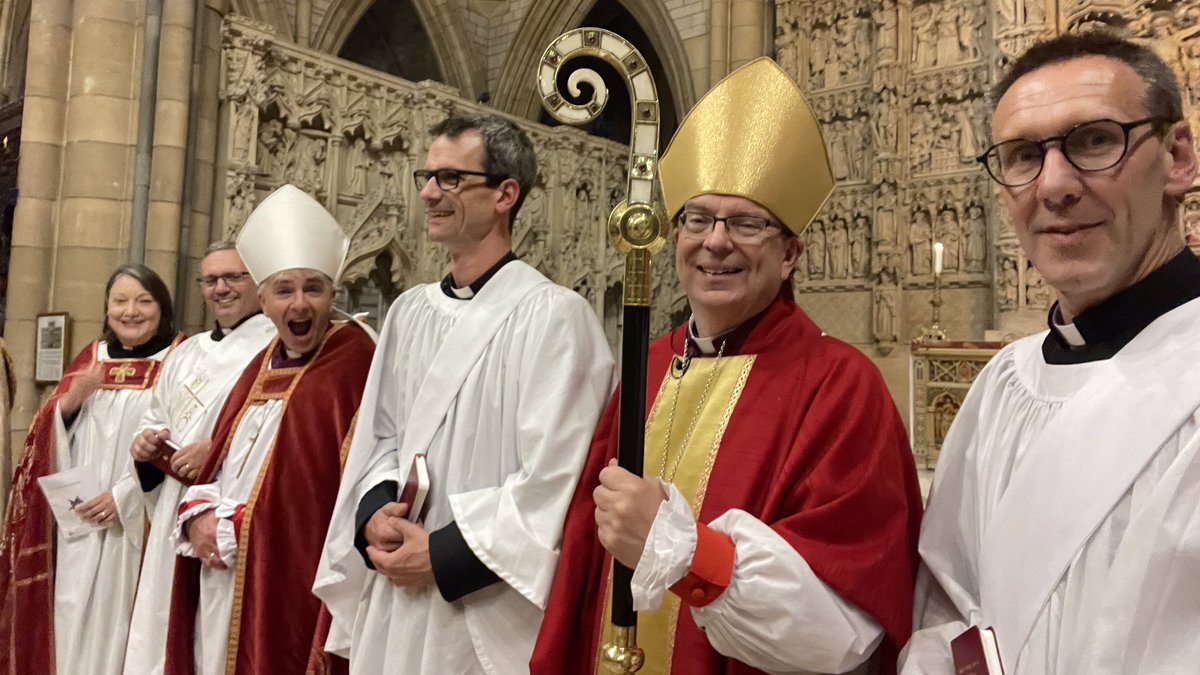Brand new Cornish deacons! 
Congratulations David, Andy and Stephen.
Ordained tonight <a href="/TruroCathedral/">Truro Cathedral</a> @DioTruro @RevSimonR <a href="/pmounstephen/">Philip Mounstephen</a> @bishopstgermans <a href="/KellyBetteridge/">Kelly Betteridge</a>