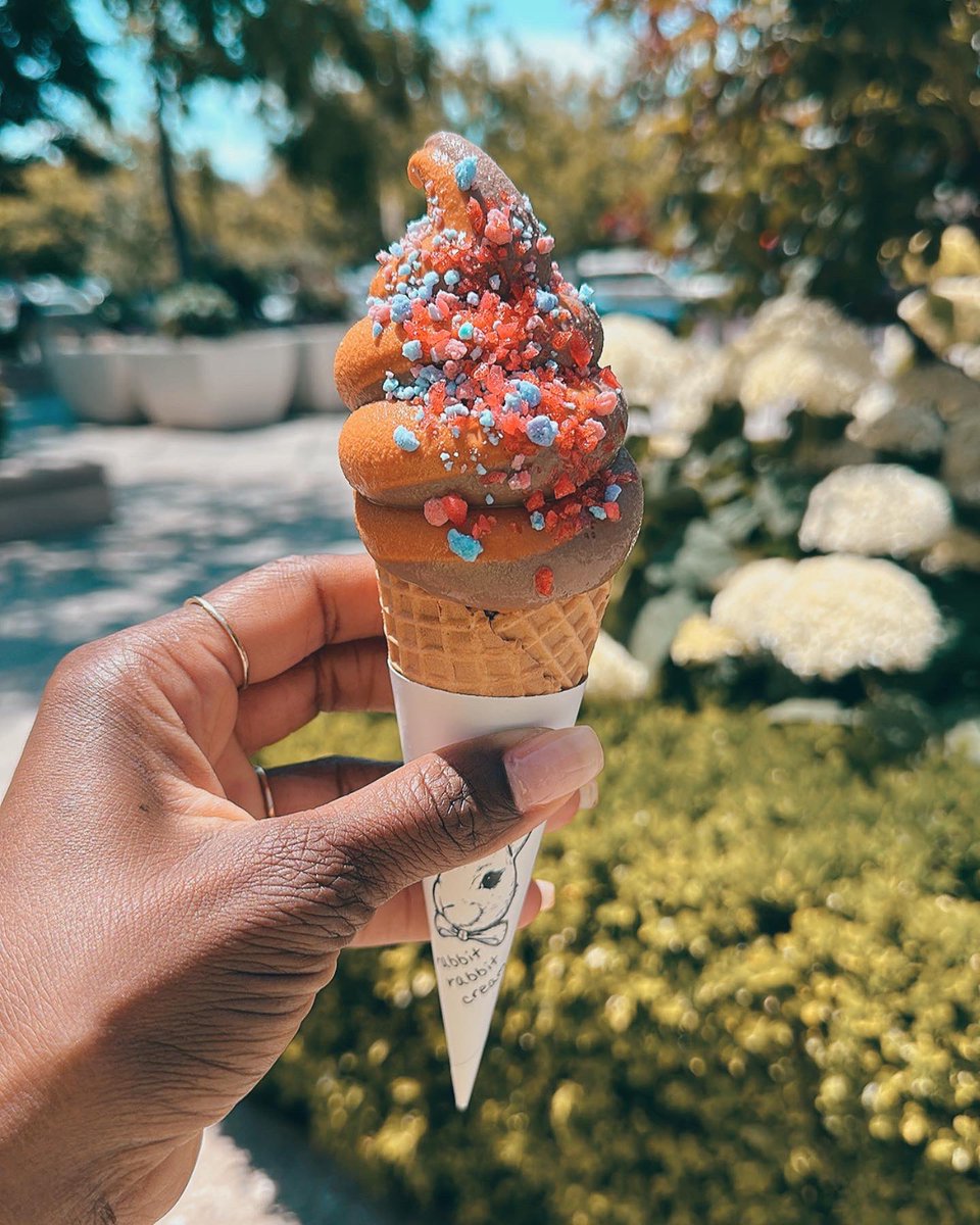 T'wina Nobles tweet media