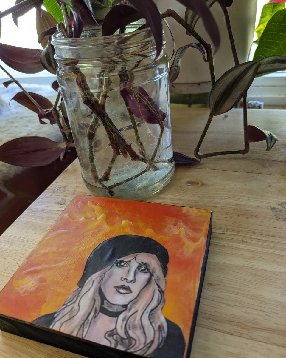 shehitsback's tweet photo. Stevie Nicks
4 x 4in
Encaustic Mixed Media
NFS, but if you'd like to commission one similar, email me at:  allison@shehitsback.com https://t.co/wlLSOyKC2N