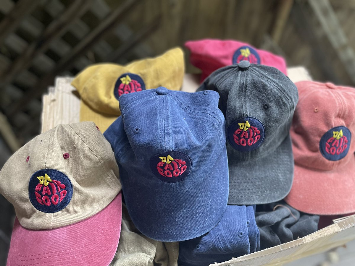 New DC Fair Food hats available every Saturday at the Mt Pleasant farmers market!  10am-1pm  (3210 Mt Pleasant st, nw D.C.)
All funds go to the work that we do with the <a href="/ciw/">Coalition of Immokalee Workers</a> as well as local DC mutual aids.