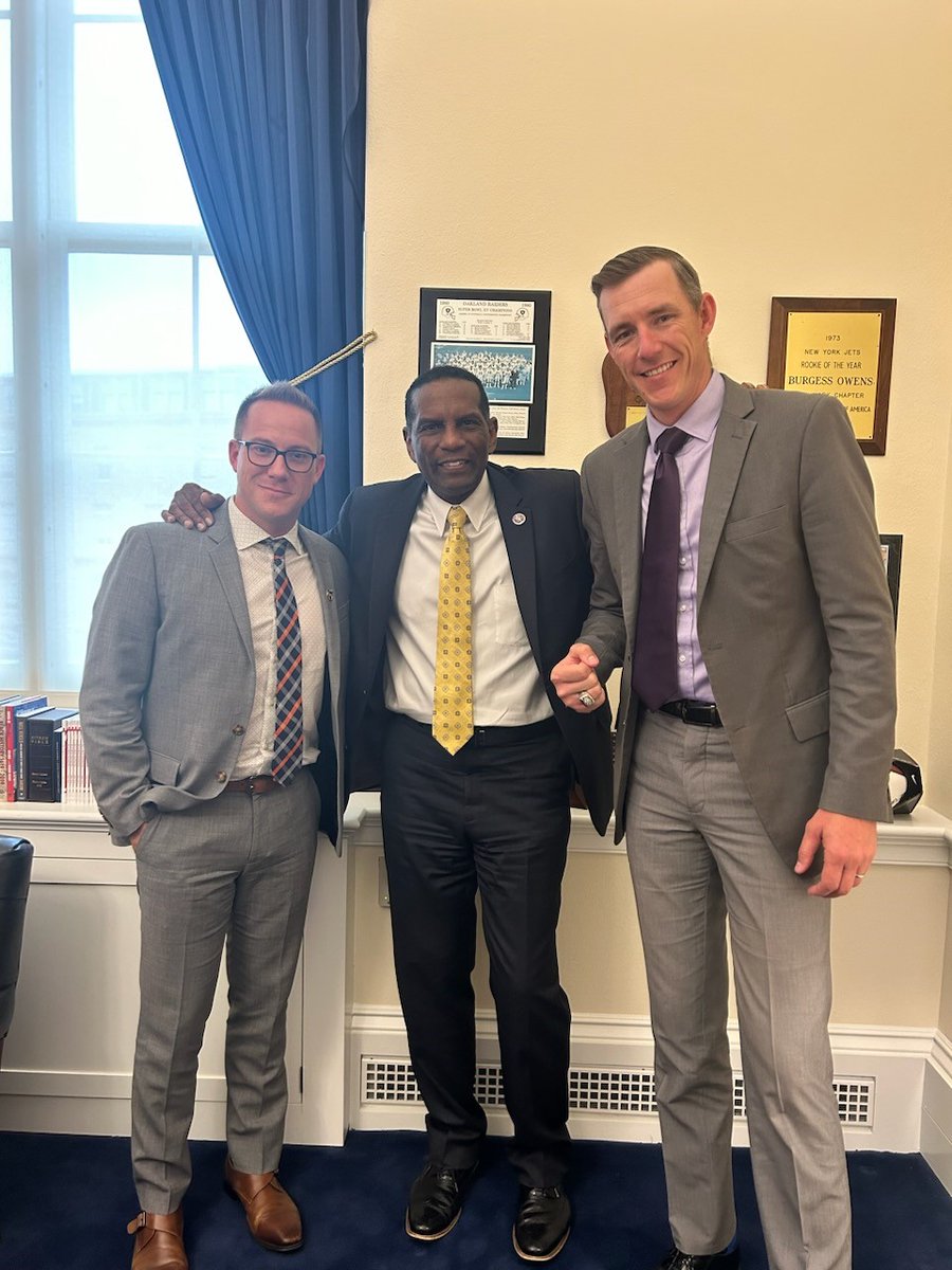 Great to welcome <a href="/AFP_Utah/">AFP Utah</a> back to the People’s House to discuss commonsense approaches to address the challenges impacting our state's families and small businesses. Together, we can keep Utah strong and prosperous for generations to come!