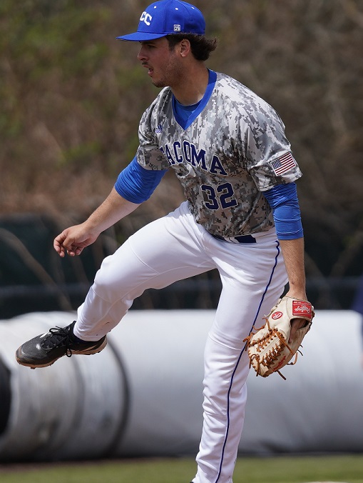 TacCCbaseball's tweet photo. Congratulations to @Jproudfit16 on his commitment to @MMULancersBSB #4YrTitans #RollTitans https://t.co/vm1URiQ9km