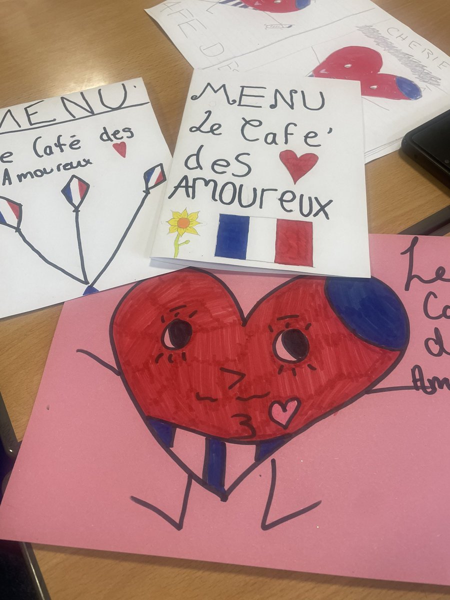 My first ever <a href="/KHSmodlangs/">KHSModlangs</a> cafe experience 🇫🇷 a lovely pain au chocolate and a wee cuppa. Service was a 10/10! C’est magnifique! 🙌🏻