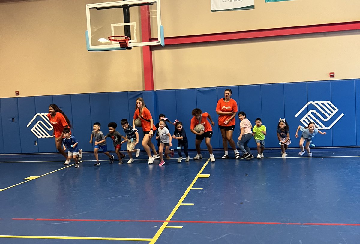 Summer Fun at the Edinburg Boys & Girls Club 🤝✌️

#UTRGV #RallyTheValley