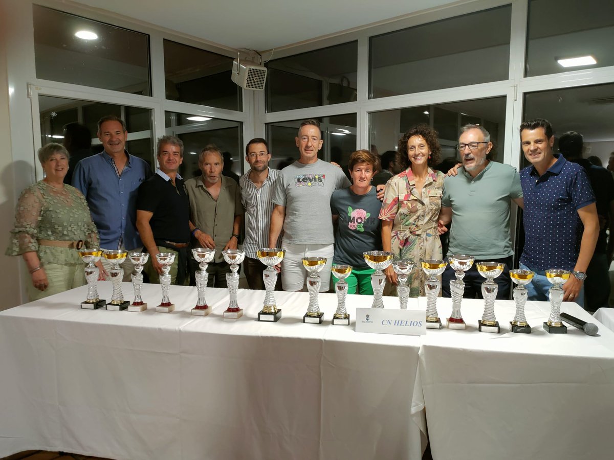 CNHeliosTenis's tweet photo. Representación de nuestro club en la cena entrega de trofeos celebrada en el RZCT del Campeonato de Aragon de Veteranos 2023
Número importante de trofeos conseguidos por nuestros jugadores y jugadoras 
Enhorabuena a todos y todas 
@cnhelios https://t.co/qBQ0buJUey