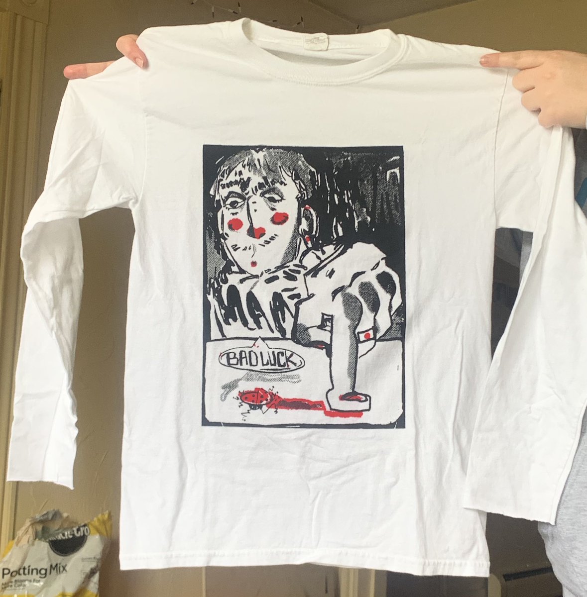 freddy_thomas1's tweet photo. tshirts for sale if anyone is interested!!! 25-30$ each, lmk https://t.co/nOlarZ9uZY