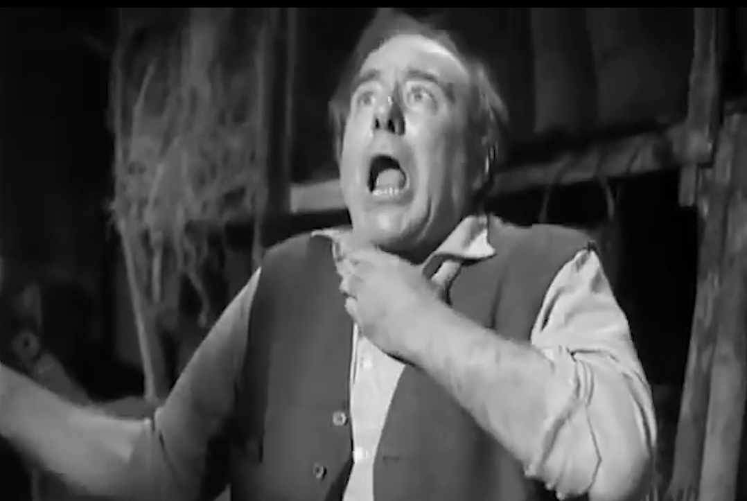 When you take a chance on the pizza but it's still too hot #Svengoolie