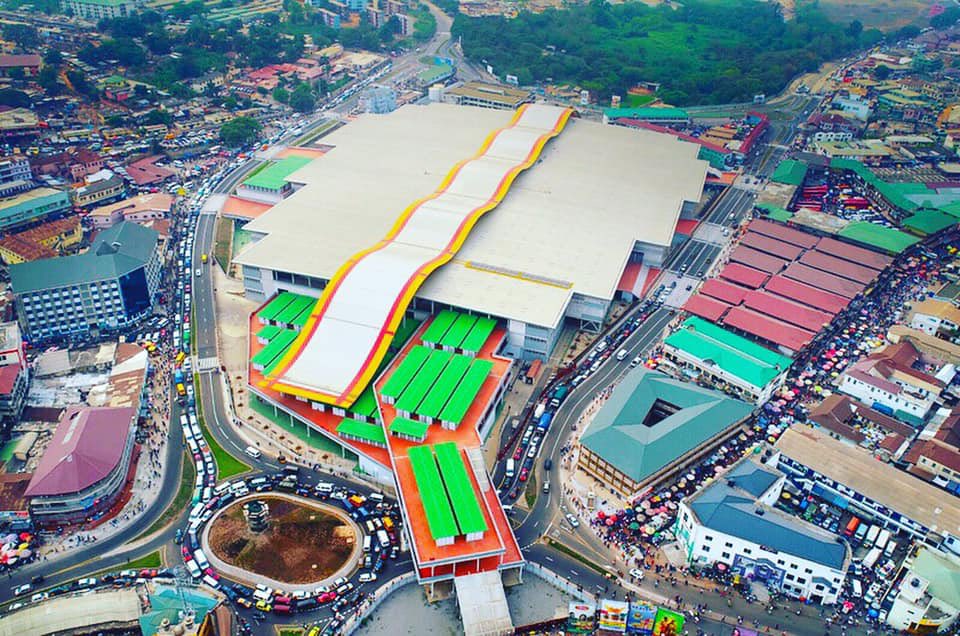 The biggest open market in West Africa located at Kumasi Kejetia.
#JohnMahamaBuiltIt