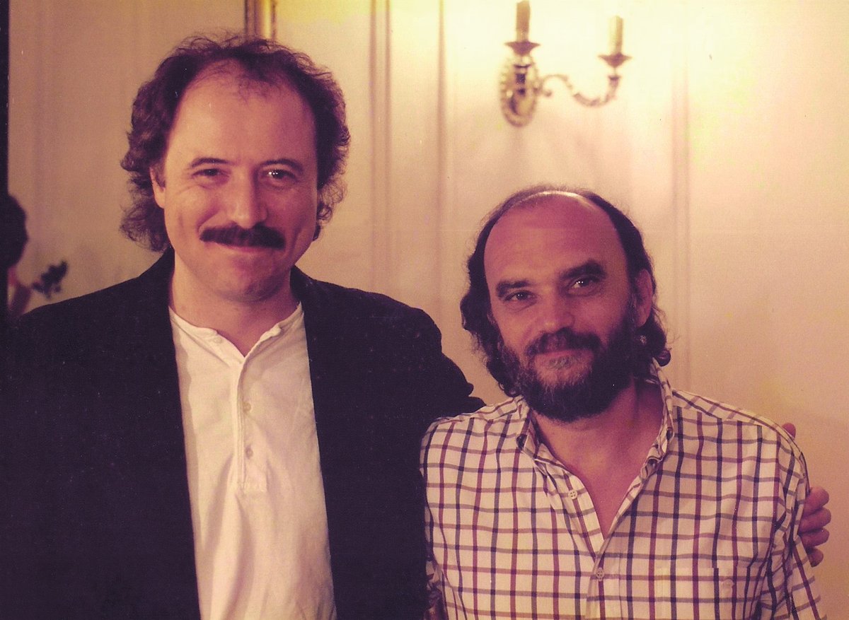 Con Roberto Fontanarrosa
📌 Rosario
📅 Noviembre de 1995
📸 Archivo