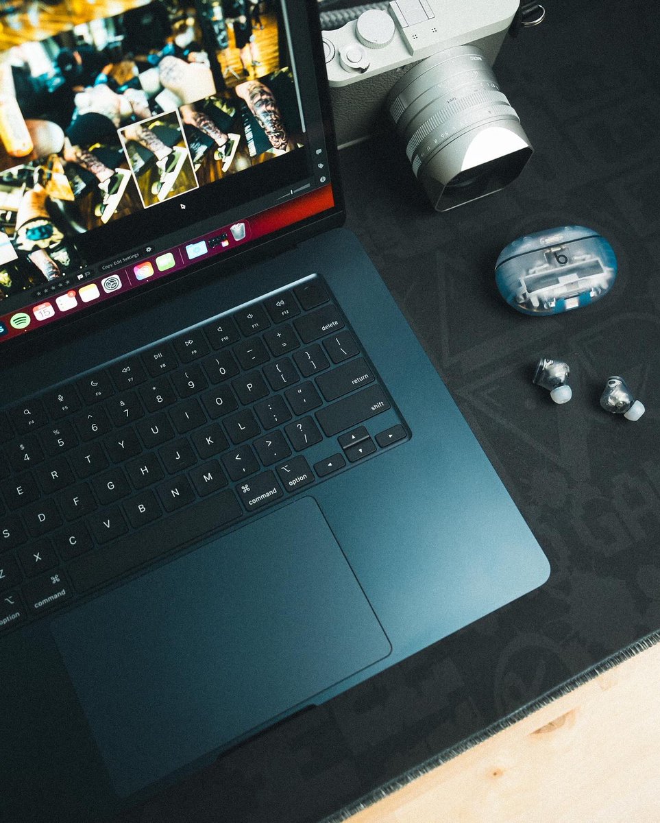 JHawkShoots's tweet image. Weekend plans… 💻

Time to edit this day in the life using the new M2 MacBook Air 15”.

Been using this thing for the past week and I have some strong thoughts…stay tuned.🤘🏻