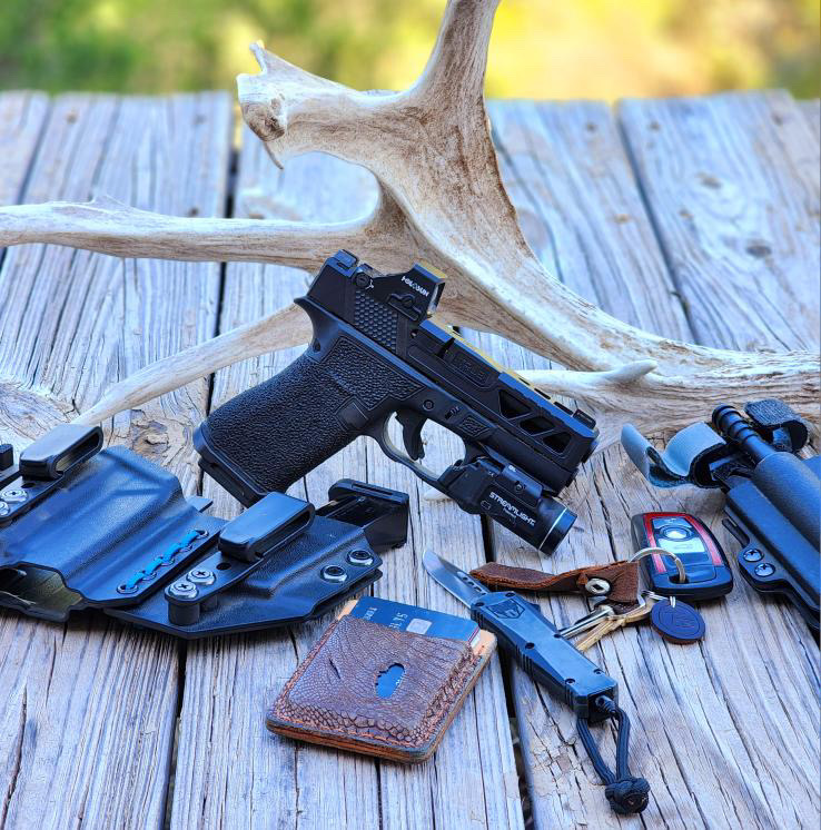 TRYBEDefense's tweet photo. @GLOCKInc 43X EDC build from yenahcyrret on IG! 

Featuring a TRYBE Glock Slide💥 💥 💥 

#TRYBE #TRYBEDefense #GLOCK #GLOCK43 #GLOCK43X #Pistol #EDC #EverydayCarry https://t.co/yz73Wi8Smu