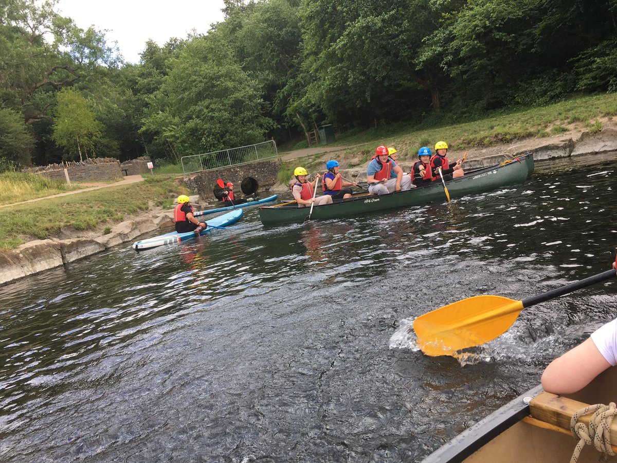islwynsrb's tweet photo. The Sirhowy Swashbucklers took over the lake at Cwmcarn Forest Drive with @Caer_Adventures on our final outing. Luckily enough,there were no sunken sailors today,just soaked ones! #splashinggoodtime #abitofwaterdoesntharmanyone #rowrowrowyourboat https://t.co/WY9uqHACj4