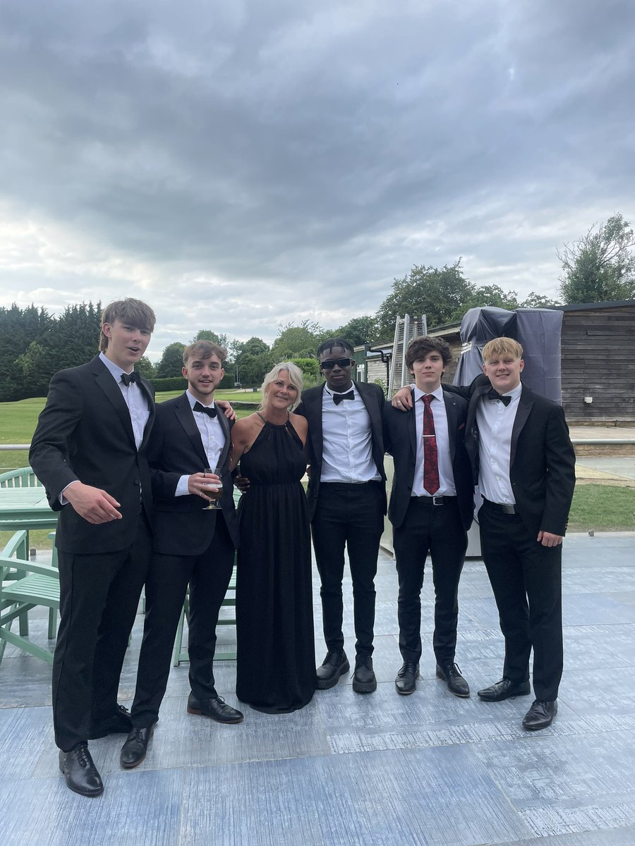 Exams are over, Prom time! What an incredible Year 13 they’ve been. Time to spread their wings and take flight! #prom #leavers2023 #Year13