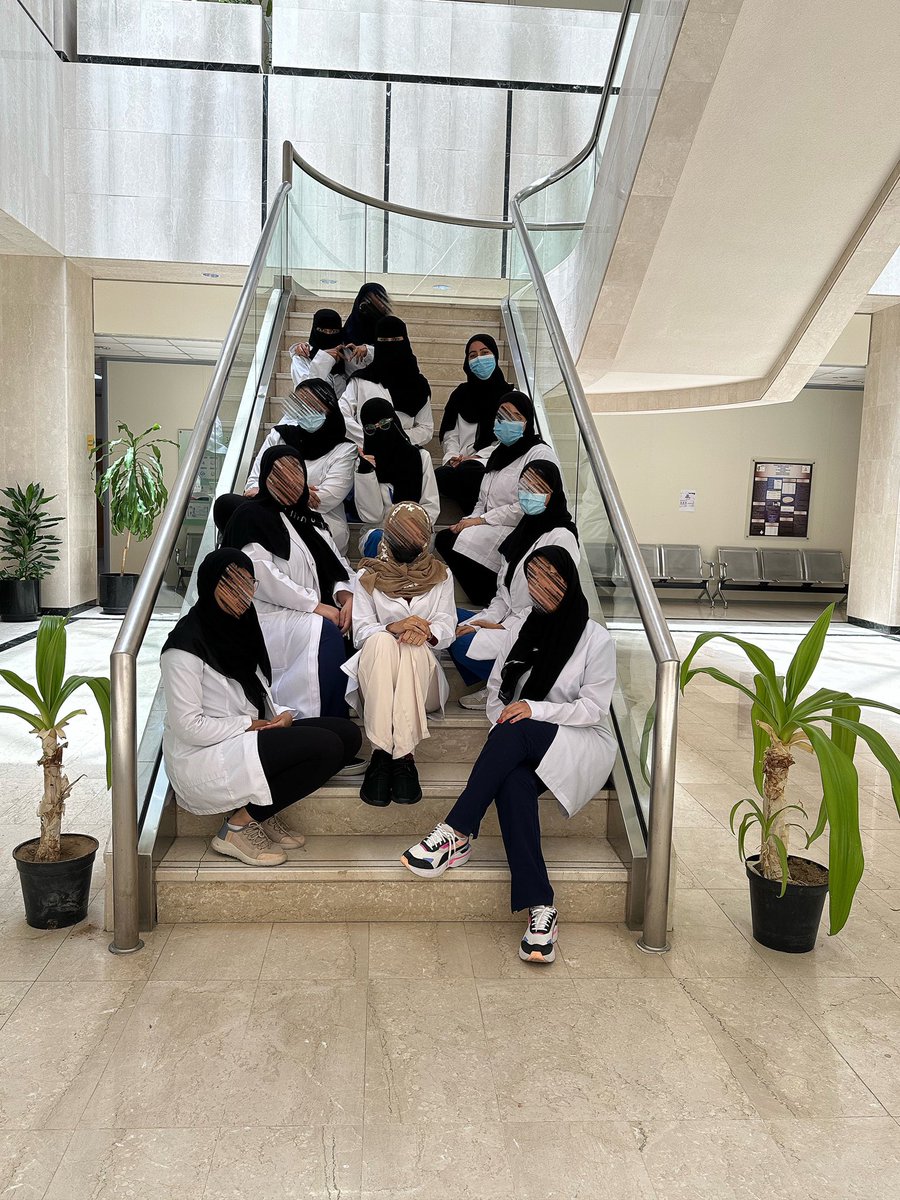 labfam21's tweet photo. #LAB21 finished their 3rd year 💙✅
Officially seniors 🎓 https://t.co/p0uIi4urVt