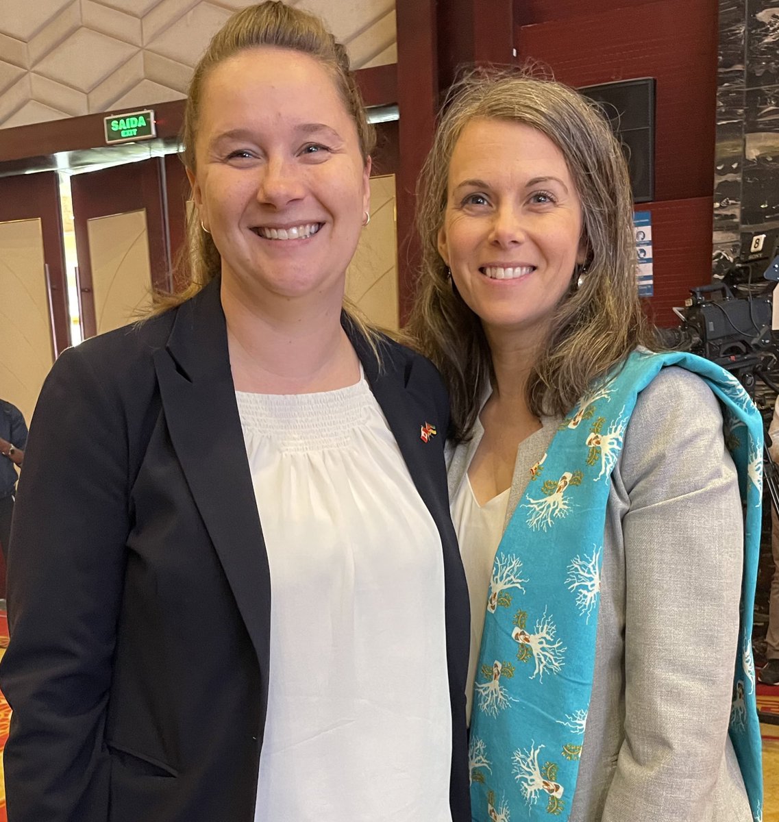 saranichollsCAN's tweet image. On this special day for #peace in 🇲🇿 I appreciate the collaboration between @sanghrajka63, @MirkoManzoni, the Peace Process Secretariat &amp;amp; @CanHCMozambique. Also want to acknowledge the leadership of @Linds_Partridge who kept #PeaceProcess donors informed &amp;amp; aligned over the years.