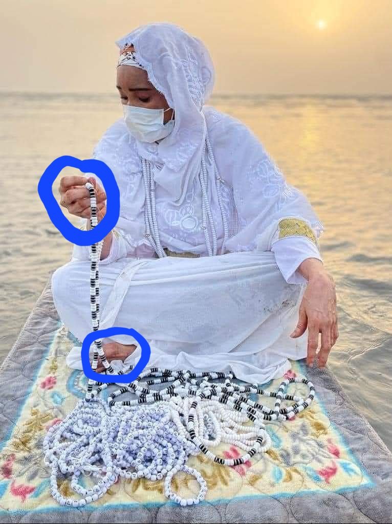 TKafou's tweet photo. Depuis que j'ai vu ça je me suis dis oops! quelque chose a manquée.🤣🤣🤣 https://t.co/WJrT966fiA