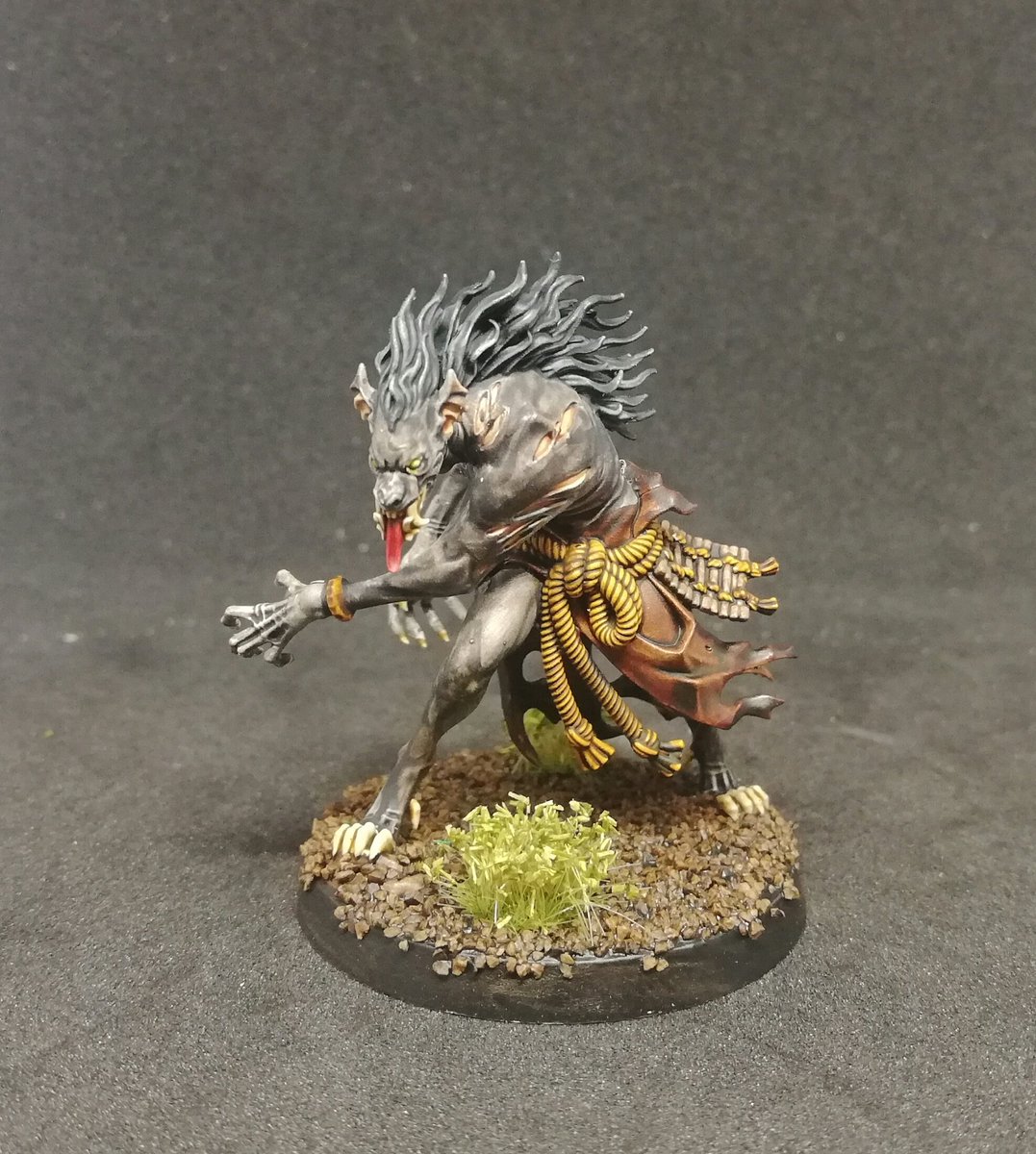 Day 539.

And done. Mr. Wolf-Vampire chap is completed. 

#WarhammerCommunity #hobbystreak