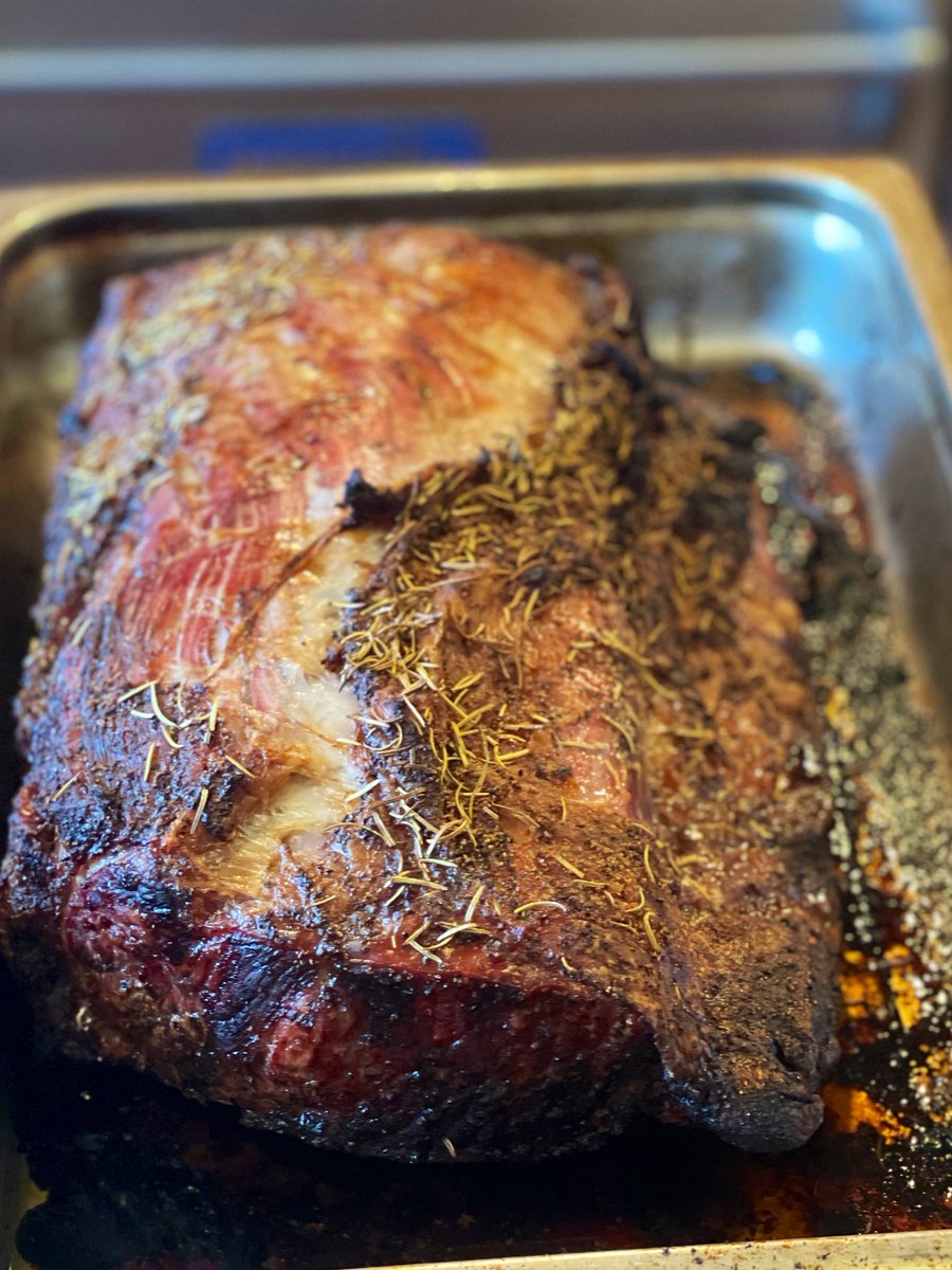 Prime a rib just out of the oven..Available at 4pm until it’s gone..#PrimeRibDinner #LogCabinEats