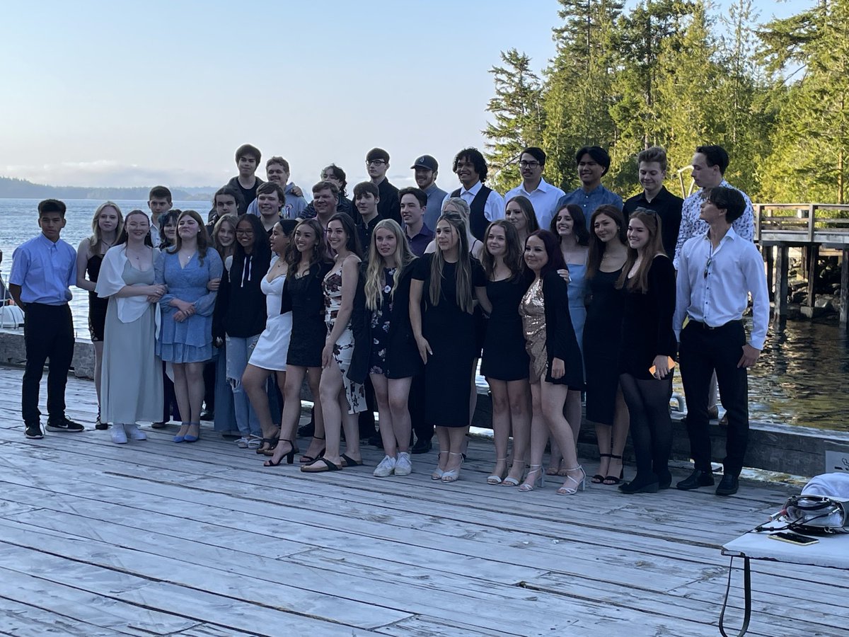 tchrgirl's tweet photo. Final grad walking practice, a cap and gown photo on our school stairs, and a beautiful dinner at Telegraph Cove. What a lovely way to spend the day before the Grad Ceremony with this incredible group of NISS grads. #learn85 Beautiful #celebration of #incredible #students. https://t.co/9hgVJv4leV