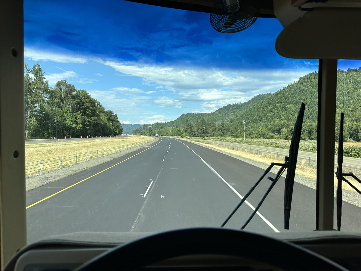 I love the view of an open road and beautiful scenery out the motorhome window! As Willie would say, “On the road again…”. It’s been far too long.