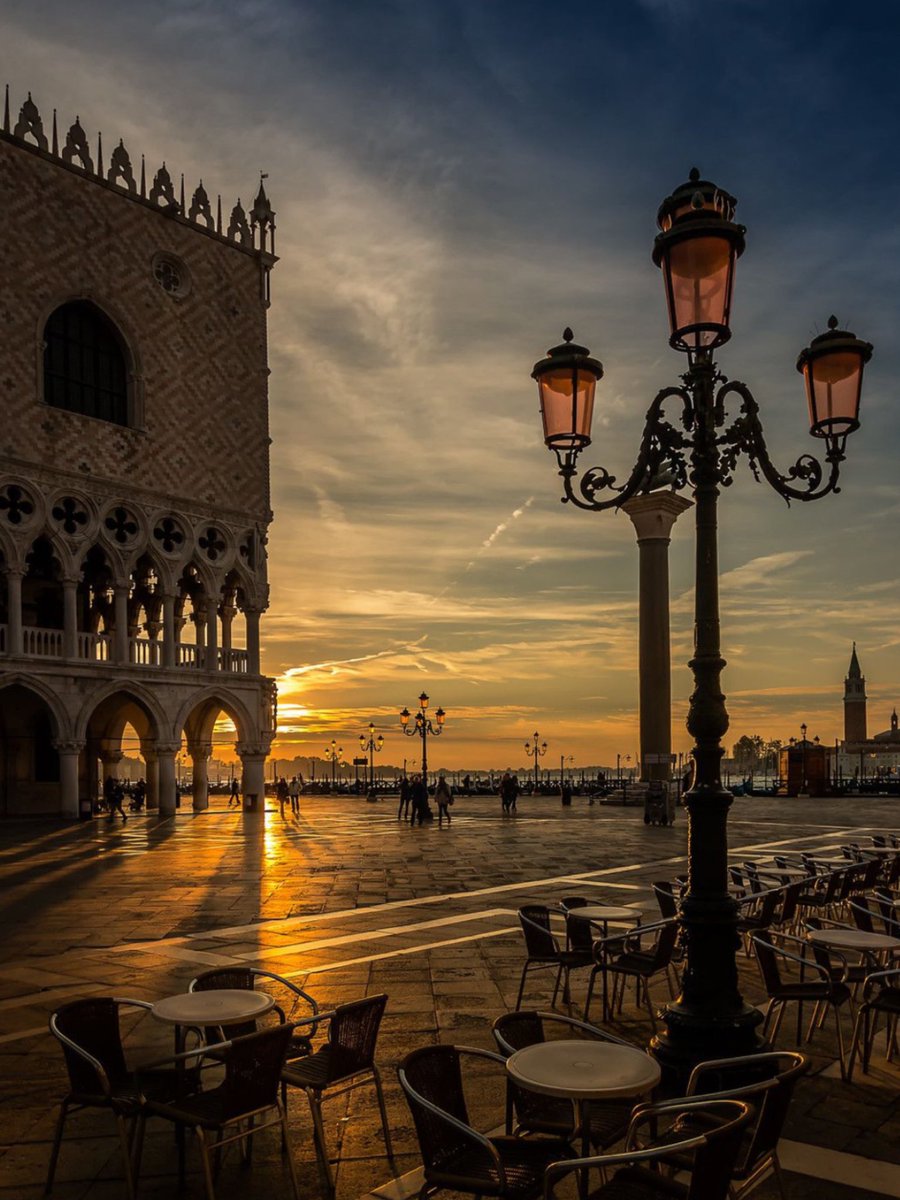 Amanecer en Venecia…