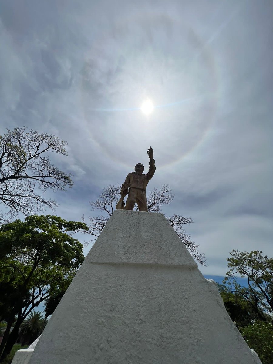 1/3 #CdteCarlosVamosAdelante | Parque Carlos Fonseca en Managua En el antiguo centro histórico Un sitio ideal para conectar con la historia, la naturaleza y la Revolución