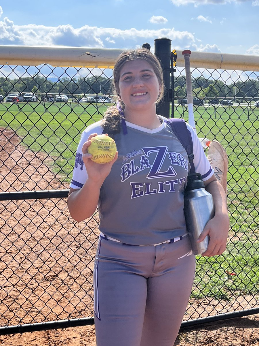 2024 <a href="/JulieStevens135/">Julie Stevens</a> dropping a 2run 💣 at the <a href="/ConnectSports_/">Connect Sports</a> Scenic City!!! <a href="/McNeeseSoftball/">McNeese Softball</a> @ShellieLandry <a href="/jlandreneau/">James Landreneau</a> <a href="/AndyLeeNWF/">Andy Lee</a> <a href="/NWFRaiders_SB/">NWF Softball</a>