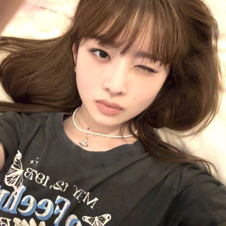 📓 day 2 ; restarting.. 
vivi here ! im looking for more interactive #moots ☆ 

☆ she | dive, once, fearnot, my etc.
☆ not new on #kpoptwt / #stantwt 

— any fandom are welcome ^^
♡ / ↻ are very much appreciated <33