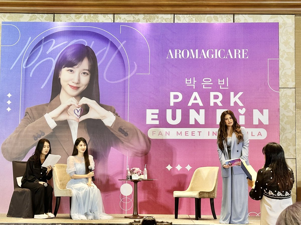 AromagicareWide's tweet photo. Our Daesang Awardee, Aromagicare Brand Ambassador, Park Eun Bin! 👏🏻

(Ongoing Presscon)
#ParkEunBinAromagicare #ParkEunBin
#ParkEunBinAromagicareFanMeetMNL #Aromagicare https://t.co/AYTCaLxmG7