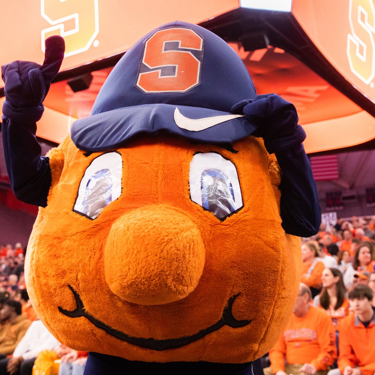SyracuseU's tweet image. The secret’s out — our favorite @TheOttoOrange made it into the @MascotHall! 🍊 They were just one of two mascots to be chosen, and it wouldn’t have happened without our Orange community 🧡

Learn more: bit.ly/46x5IQy