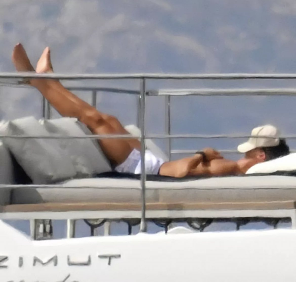 TeamCRonaldo's tweet image. Cristiano Ronaldo. 😂❤️